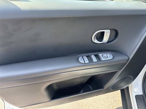 Used 2024 Hyundai Ioniq 5 SEL RWD image 12
