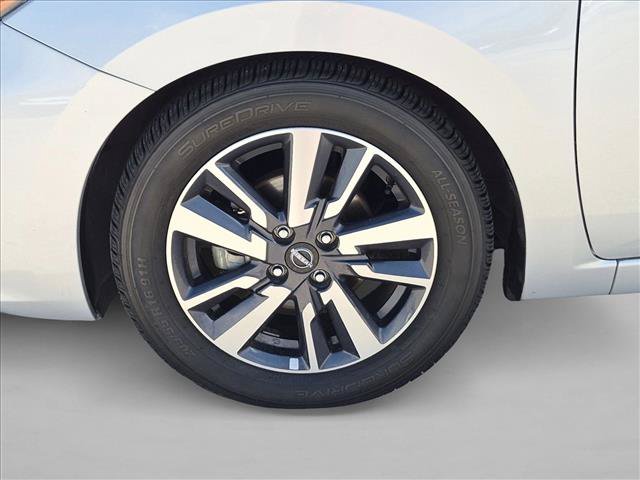 Used 2023 Nissan Versa SV FWD image 24