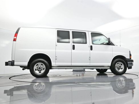 Used 2024 GMC Savana 2500 w/ Driver Convenience Package RWD image 44