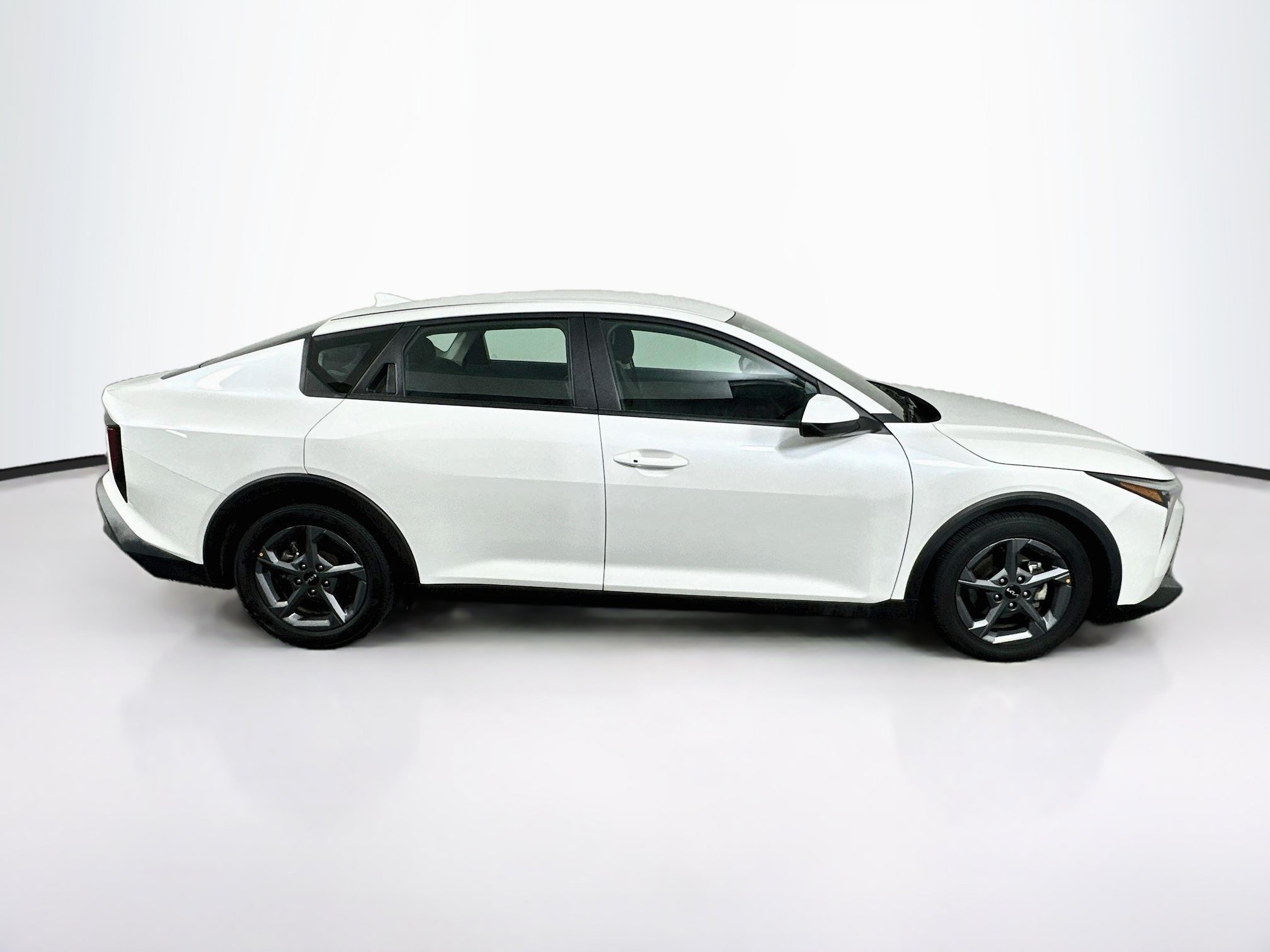 Used 2025 Kia K4 FWD image 10