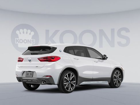 Used 2018 BMW X2 xDrive28i w/ M SportX Package AWD/4WD image 4