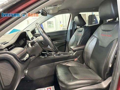 Used 2022 Jeep Compass Trailhawk w/ Trailhawk Convenience Group image 17