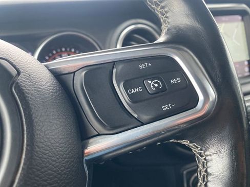 Used 2021 Jeep Gladiator Overland w/ Popular Equipment Package AWD/4WD image 30