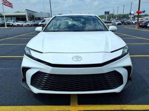 Certified 2025 Toyota Camry SE FWD image 21