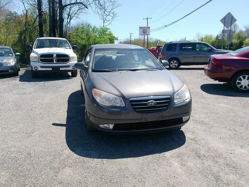 Used 2009 Hyundai Elantra GLS w/ Popular Equipment Pkg 2 FWD image 2