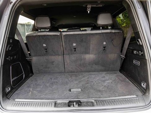 Used 2022 Jeep Wagoneer Series III w/ Flexible Seating Group image 24