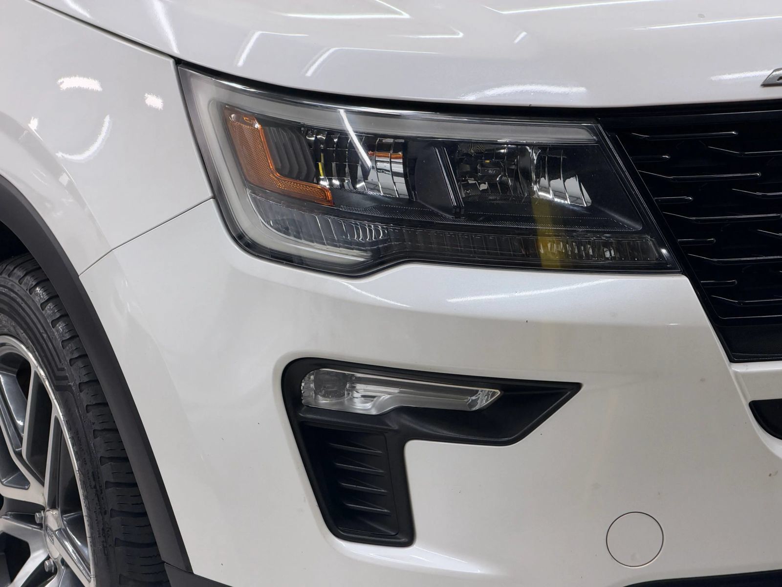 Used 2018 Ford Explorer Sport w/ Equipment Group 401A AWD/4WD image 6