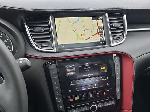 Certified 2023 INFINITI QX50 Sport image 17