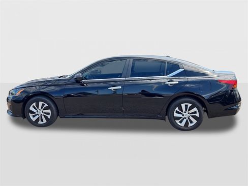 New 2025 Nissan Altima 2.5 S image 8