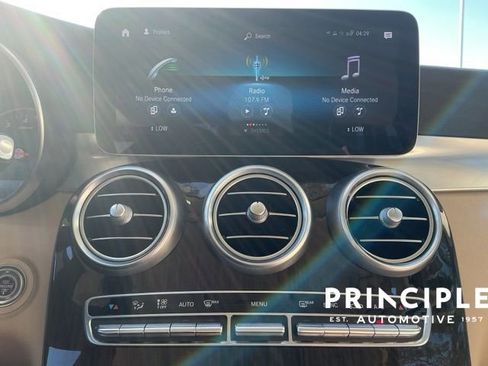 Used 2020 Mercedes-Benz GLC 300 image 13