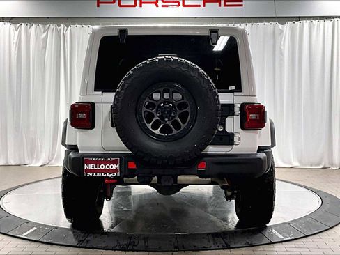 Used 2022 Jeep Wrangler Unlimited Rubicon w/ Xtreme Recon 35" Tire Package image 9