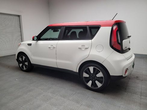 Used 2019 Kia Soul + image 3