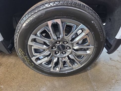 New 2026 GMC Sierra 1500 Denali Ultimate AWD/4WD image 30