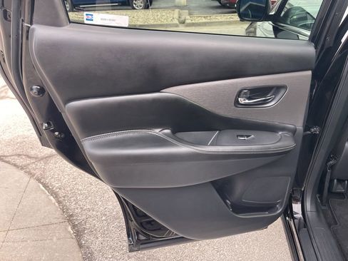 Used 2024 Nissan Murano SL image 19