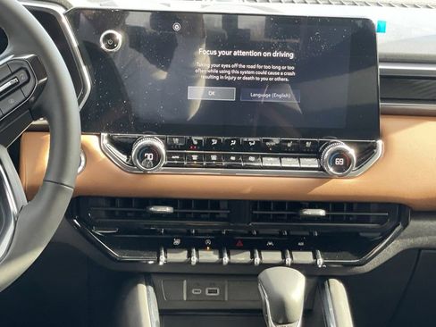 New 2026 GMC Canyon AT4 w/ Technology Plus Package image 17