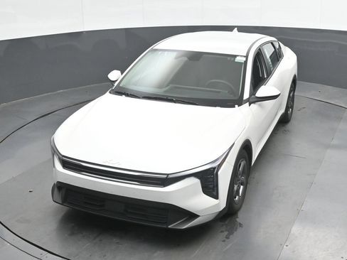 Used 2025 Kia K4 FWD image 33