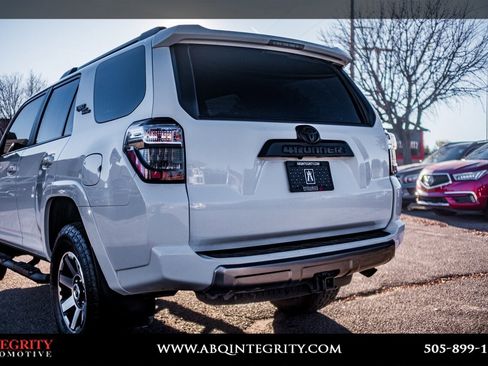 Used 2023 Toyota 4Runner TRD Off-Road image 10