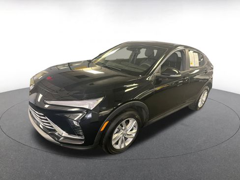 Used 2025 Buick Envista Sport Touring image 5