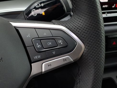 New 2026 Volkswagen Tiguan SE R-Line image 20