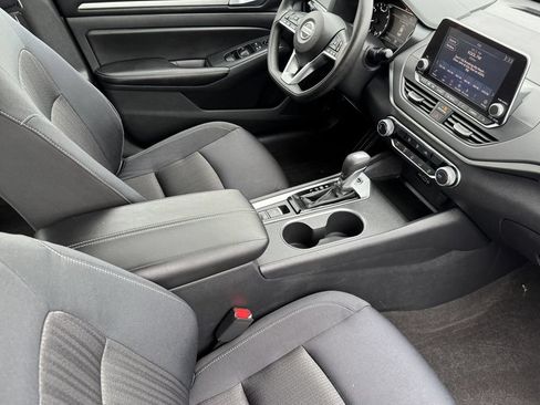 Used 2022 Nissan Altima 2.5 SV AWD/4WD image 15