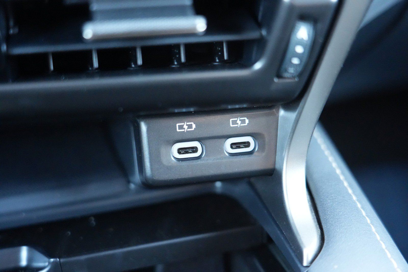 Used 2023 Lexus RX 350 Premium Plus w/ Cold Area Package FWD image 32