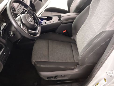 Used 2023 Nissan Rogue SV FWD image 10