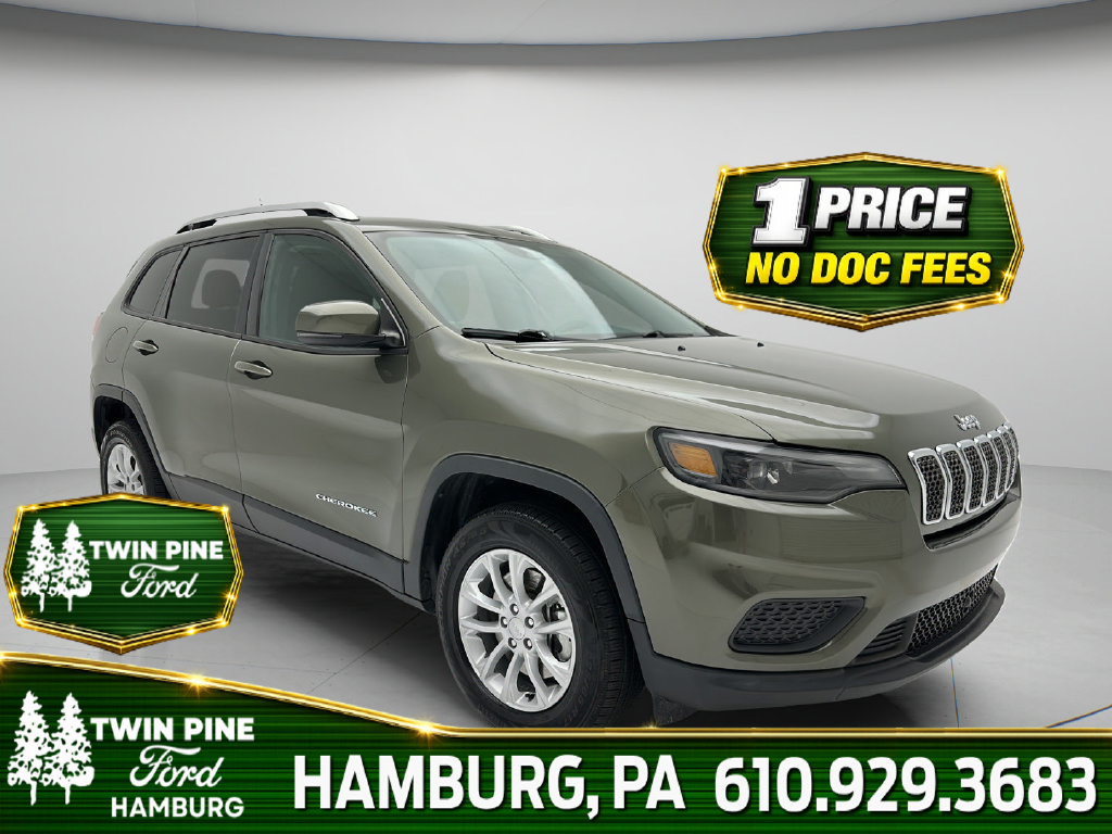 Used 2021 Jeep Cherokee Latitude w/ Mopar Interior Package AWD/4WD image 1