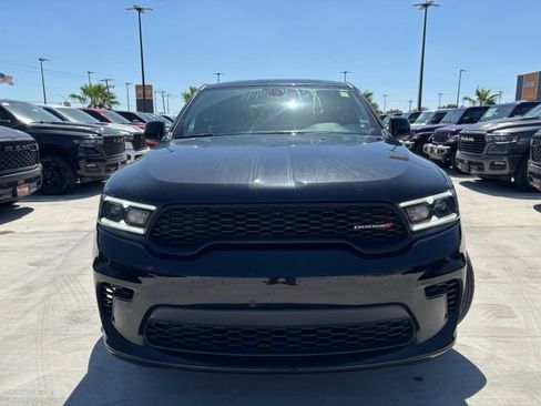Used 2025 Dodge Durango GT RWD image 2
