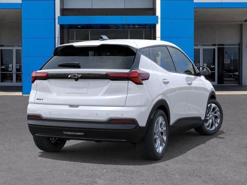 New 2027 Chevrolet Bolt LT w/ Comfort Package FWD image 4