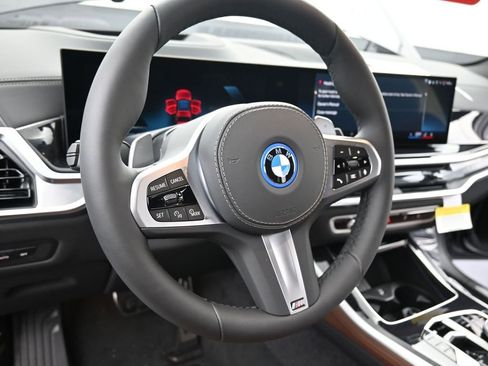 New 2026 BMW X5 xDrive50e w/ M Sport Package image 12