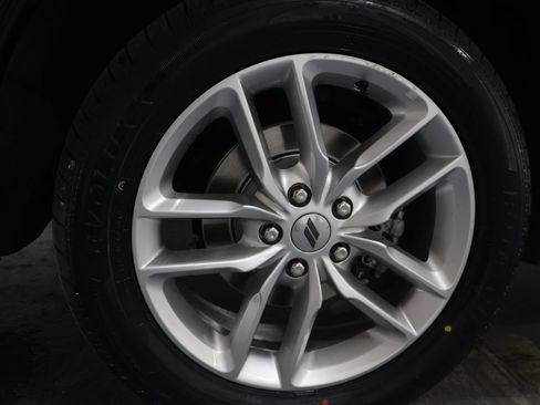 Used 2024 Dodge Durango GT AWD/4WD image 31