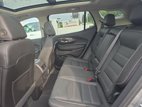 Used 2024 GMC Terrain Denali w/ Denali Premium Package AWD/4WD image 16