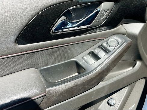 Used 2023 Chevrolet Traverse RS w/ LPO, Floor Liner Package FWD image 18