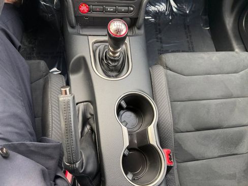 Used 2016 Ford Mustang Shelby GT350 w/ Track Package image 23