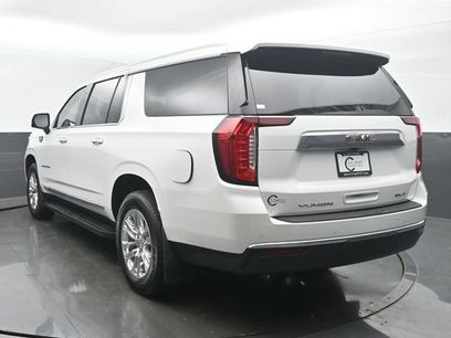 Used 2024 GMC Yukon XL SLT w/ SLT Luxury Package