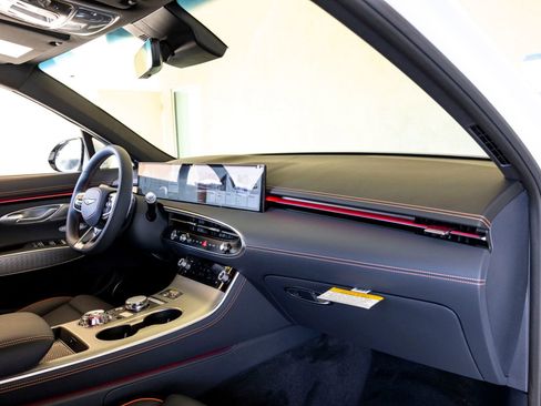 New 2026 Genesis GV70 2.5T Sport Prestige AWD/4WD image 28