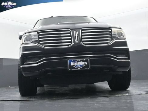 Used 2017 Lincoln Navigator L Reserve AWD/4WD image 18