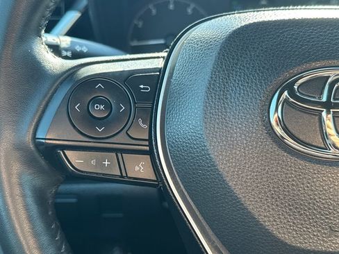 Used 2023 Toyota Corolla SE image 18