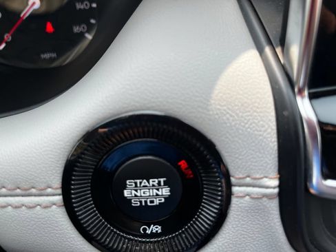 Used 2025 Jeep Compass Limited AWD/4WD image 16