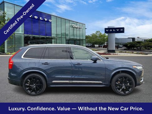 Certified 2024 Volvo XC90 B5 Plus w/ Protection Package Premier AWD/4WD image 8