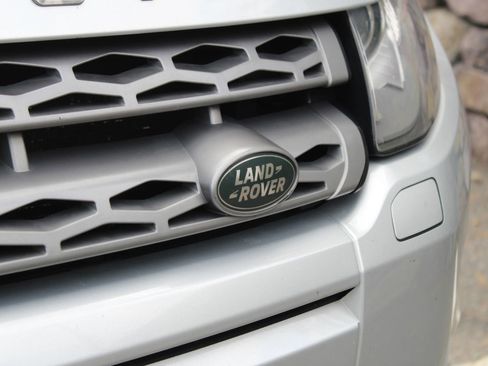 Used 2015 Land Rover Range Rover Evoque Pure Plus image 44