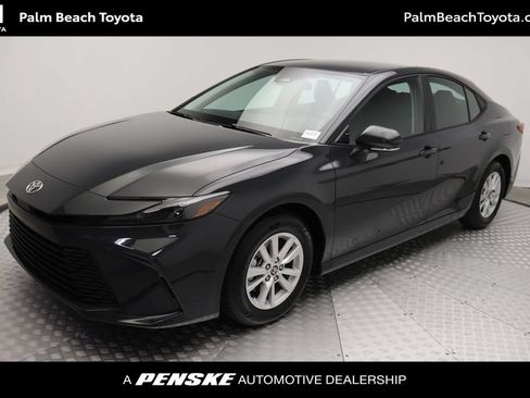 Certified 2026 Toyota Camry LE FWD image 1