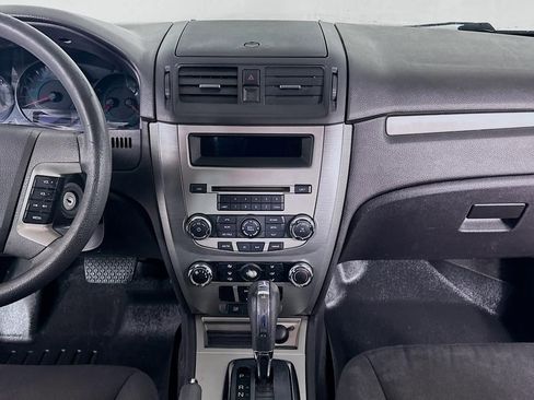 Used 2011 Ford Fusion SE image 32