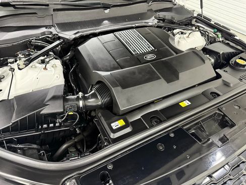 Used 2018 Land Rover Range Rover HSE image 52
