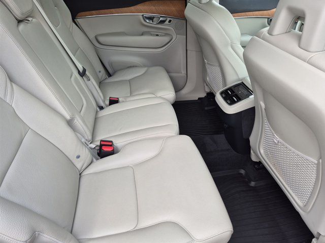Used 2021 Volvo XC90 T6 Momentum w/ Protection Package Premier AWD/4WD image 20