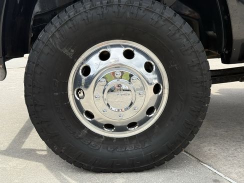 Used 2018 RAM 3500 Laramie Longhorn image 12