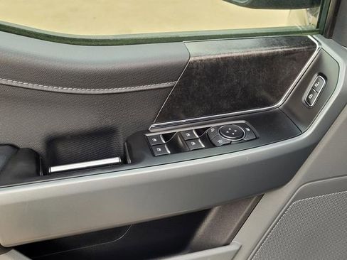 Used 2022 Ford F150 XLT w/ Equipment Group 302A High image 17