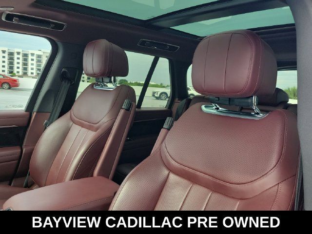 Used 2024 Land Rover Range Rover SE AWD/4WD image 16