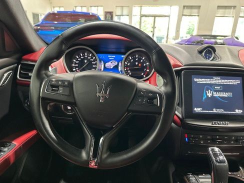Used 2019 Maserati Ghibli S GranLusso RWD image 51