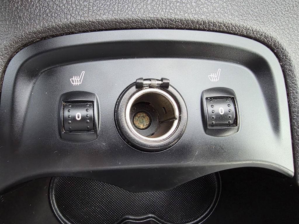 Used 2014 Ford Focus Titanium FWD image 23